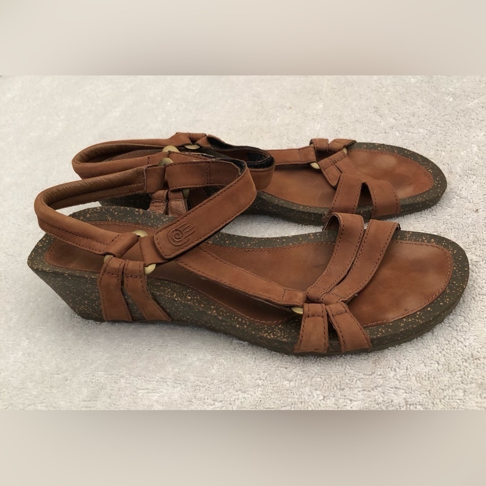 TEVA Ventura Cork 2 Wedge Strappy Sandal Womens Brown Leather Size 11 F8809L